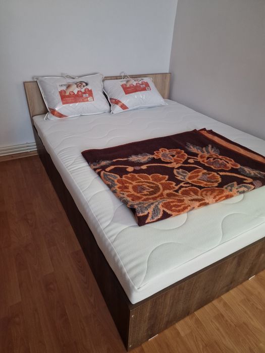 Garsoniera de închiriat