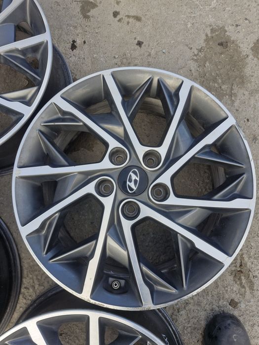 Хюндай Элантра R17  Оригинал