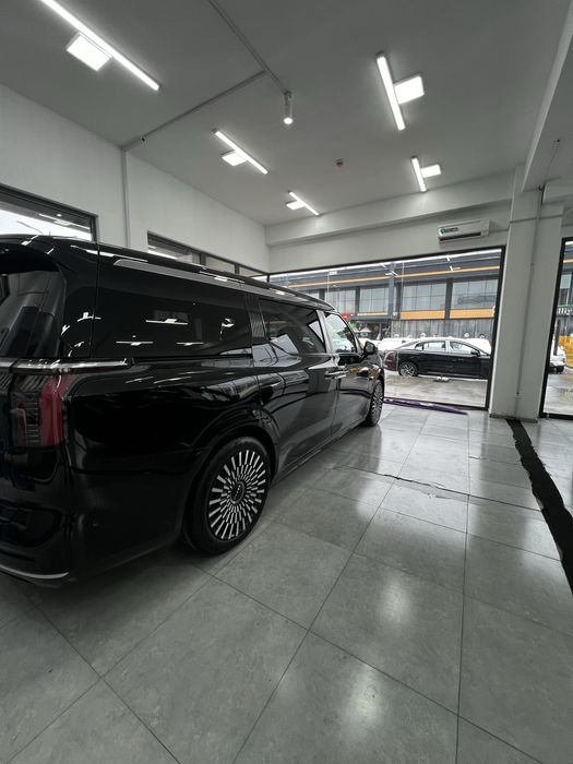 Zeekr 009 full 700 km