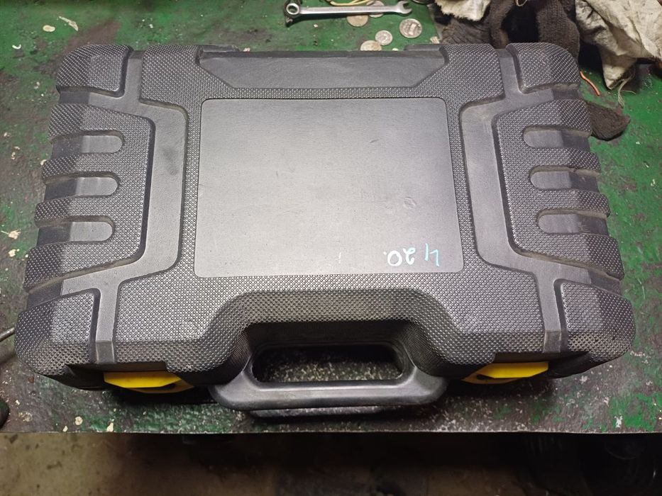 Компрессор автомобильный