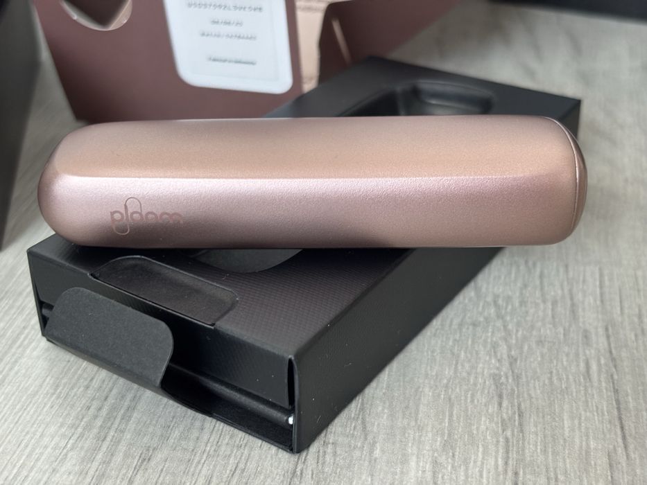 Dispozitiv încălzire Ploom Aura – Nou, sigilat, culoare Rose Gold