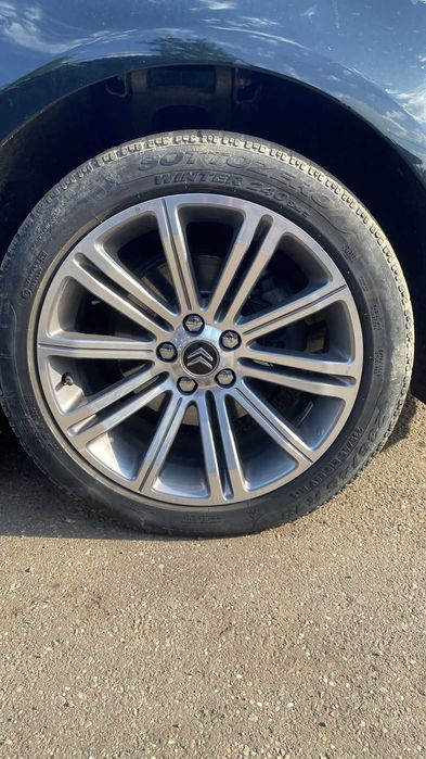 Dezmembrez Citroen C5 2.0 HDi an 2011