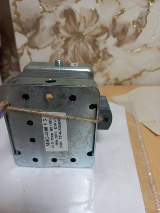 Продам Мис 4100 Мис 5100 гидротолкатель