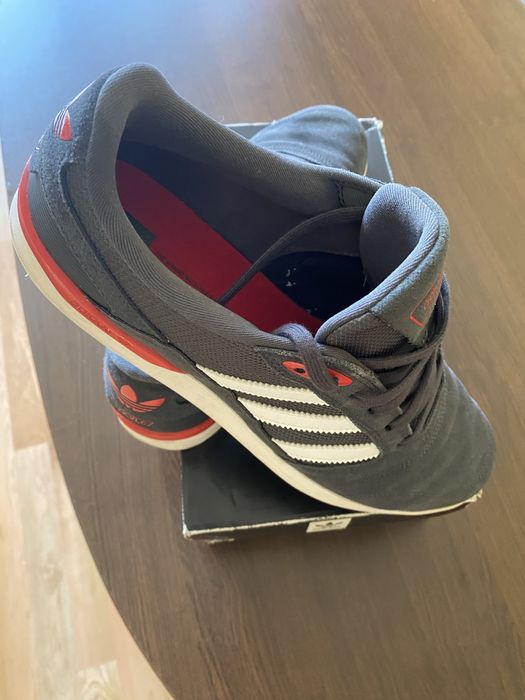 Маратонки Adidas