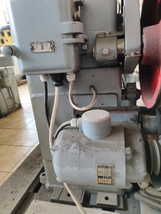 Fierăstrău debitat metal