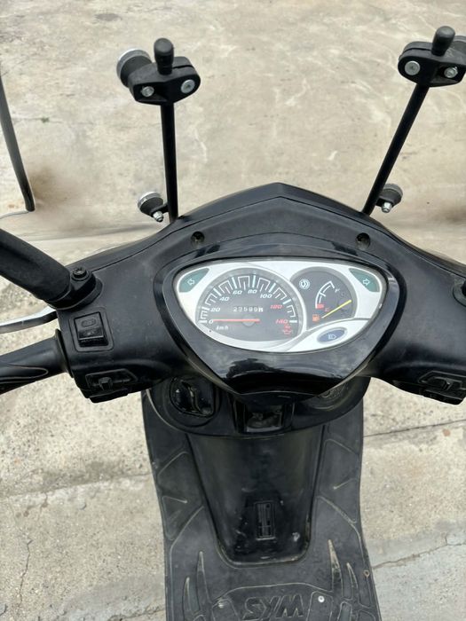 Продавам скутер SYM 125cc, 4-тактов, 2008 г.