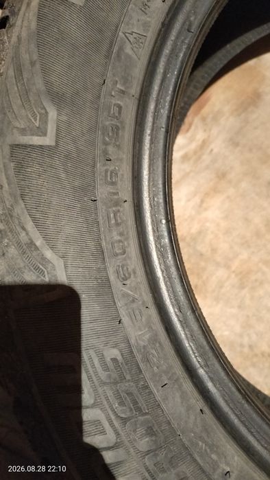 Продам шипы р16  состояние отличное