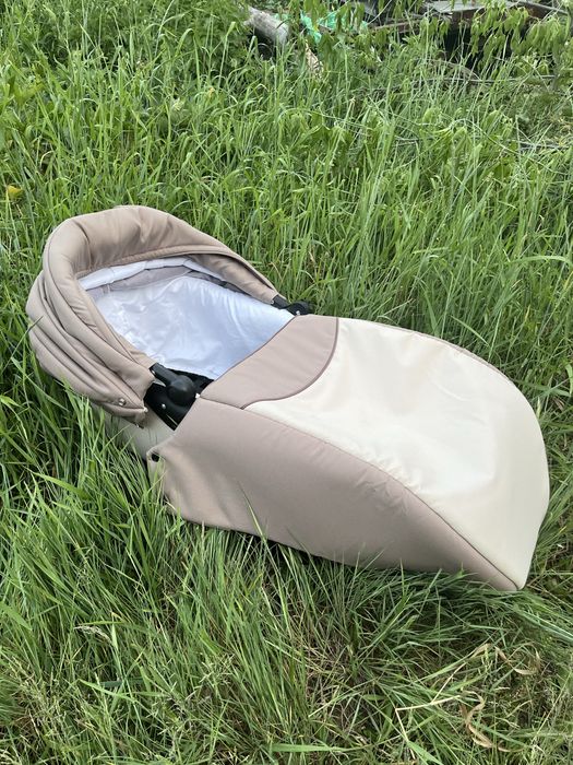 Коляска-люлька, в хорошем состоянии