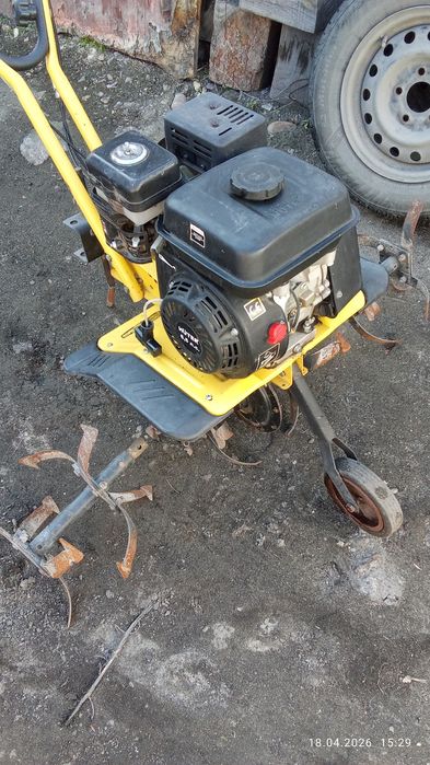 Продам Культиватор