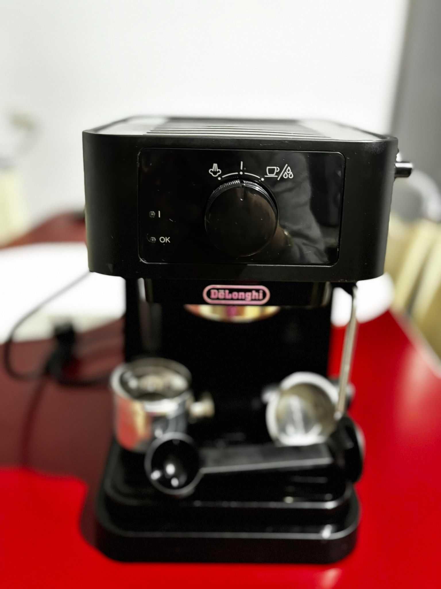 Aparat cafea DeLonghi Espressor manual cu spumare lapte Dej OLX.ro