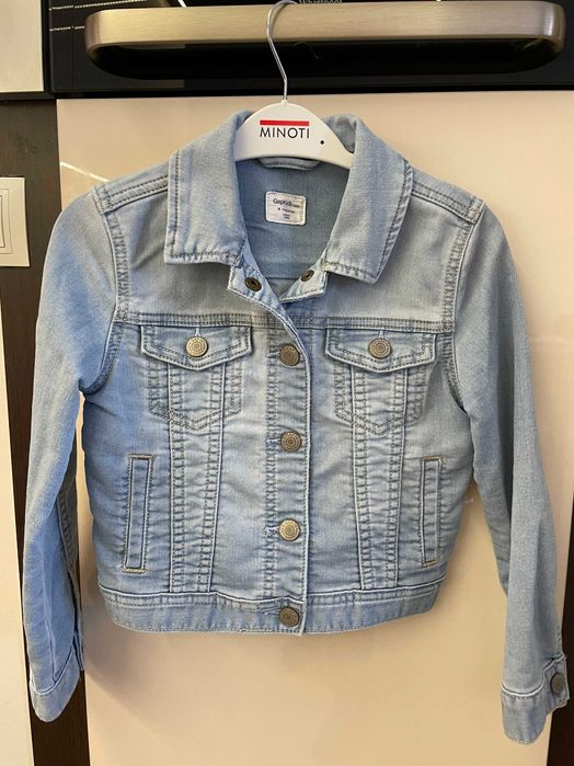 Дънков комплект 6 части – яке, дънки, пола и блузки GAP Kids, 122 см.