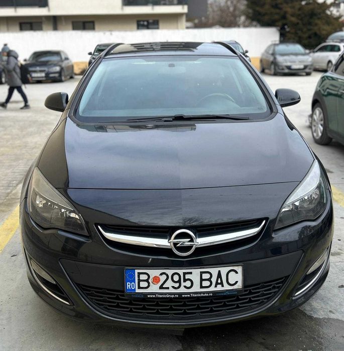 Opel Astra J 2013
