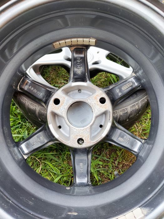 Roti Smart fortwo in doua dimensiuni R 15 jante aliaj