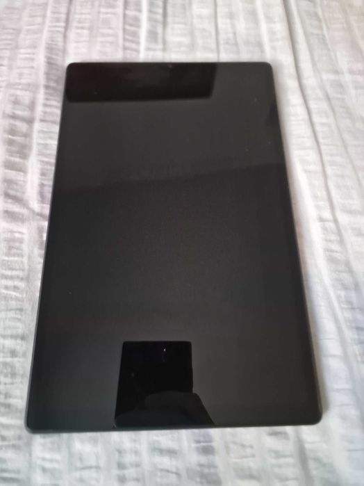 Vand tableta lenovo tb x606x