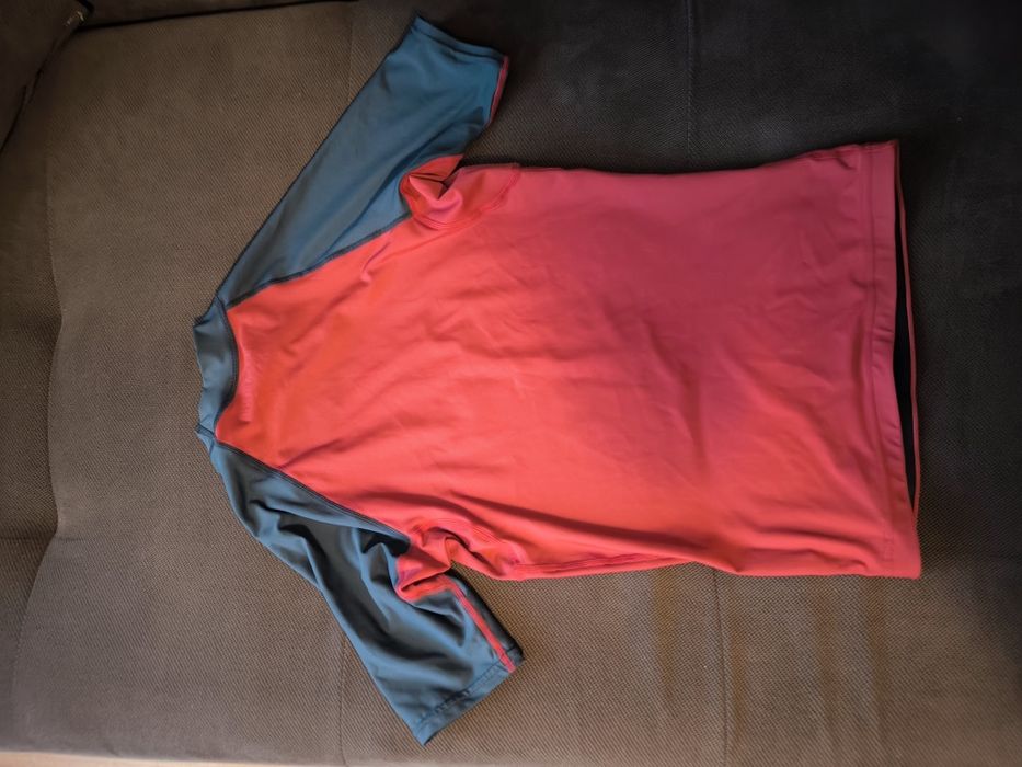 Bluza UV Billabong 12-14 ani