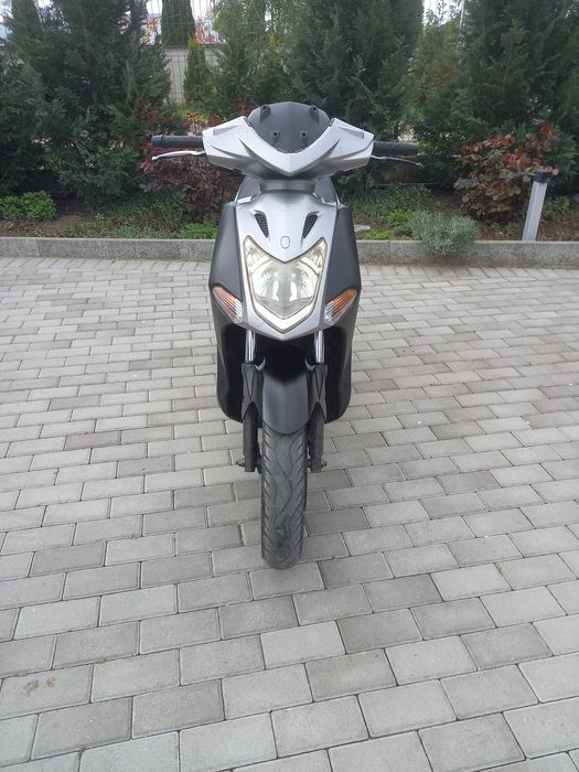 Scuter Kimco 125
