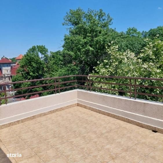 Apartament 5 camere / Parc Kiseleff / Vilă interbelică