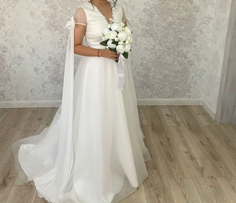 Продаётся свадебное платье