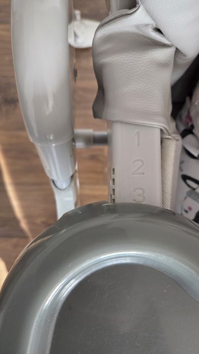 Scaun de masa bebelusi Kinderkraft, gri