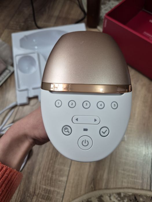 Philips Lumea Seria 9900 BRI973/00 Rose Gold/Alb