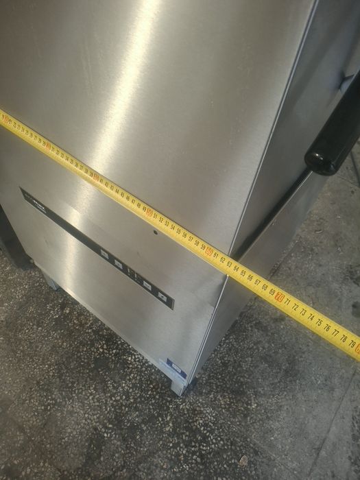 Съдомиална мшина професионална HOBART