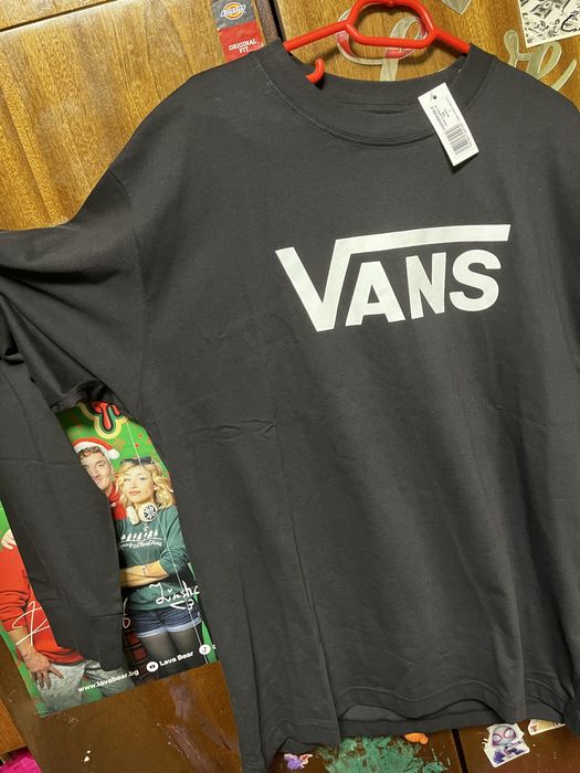 Тениски Volcom , Dickies, Vans, Santa Cruz