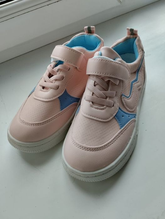 Детская обувь новая