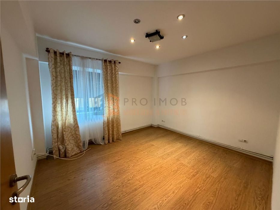 Apartament 4 camere cf 1 decomandat zona Obor