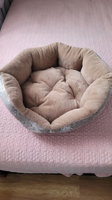 Продам лежанку для кота, собаки