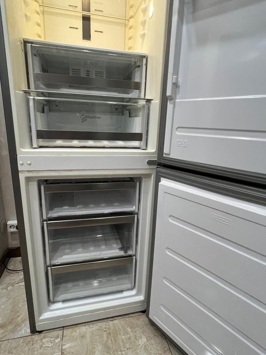 Frigider  Whirlpool folosit