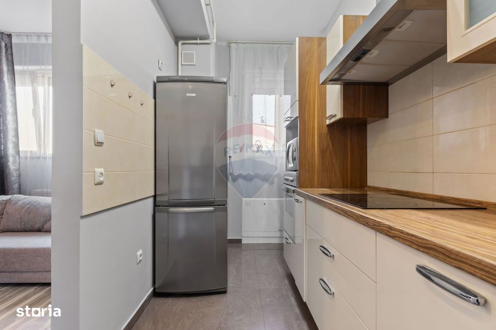 Apartament cu 3 camere de închiriat în zona UTA
