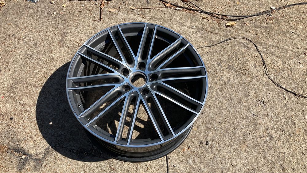 Janta Porsche Panamera 2 G2 971 model turbo 4