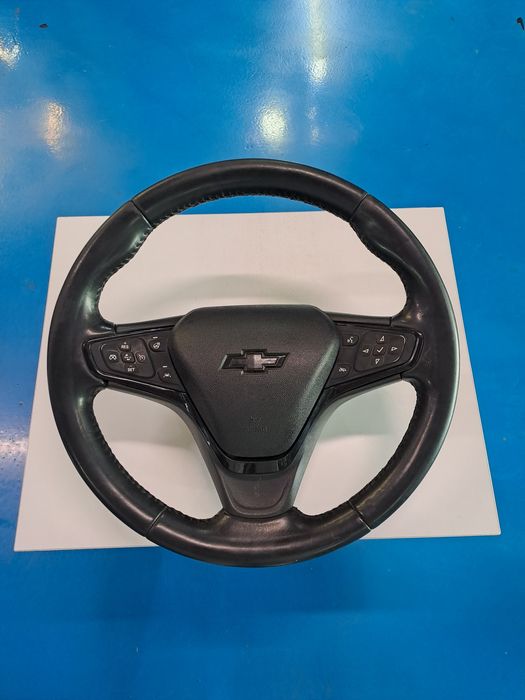 Рул Malibu 2 Black Edition holati yaxwi tayyor futulka qoqilgan Rul
