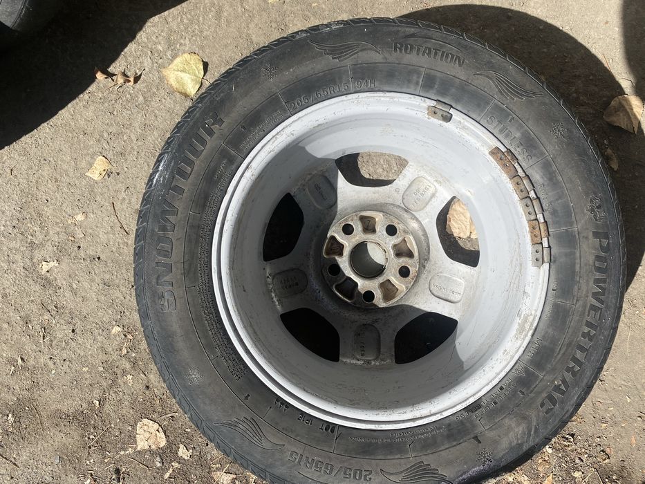 Продам диски с резиной.
