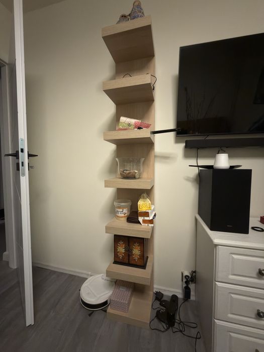 Etajera/ Etajera suspendata/ Etajera Ikea/ Biblioteca