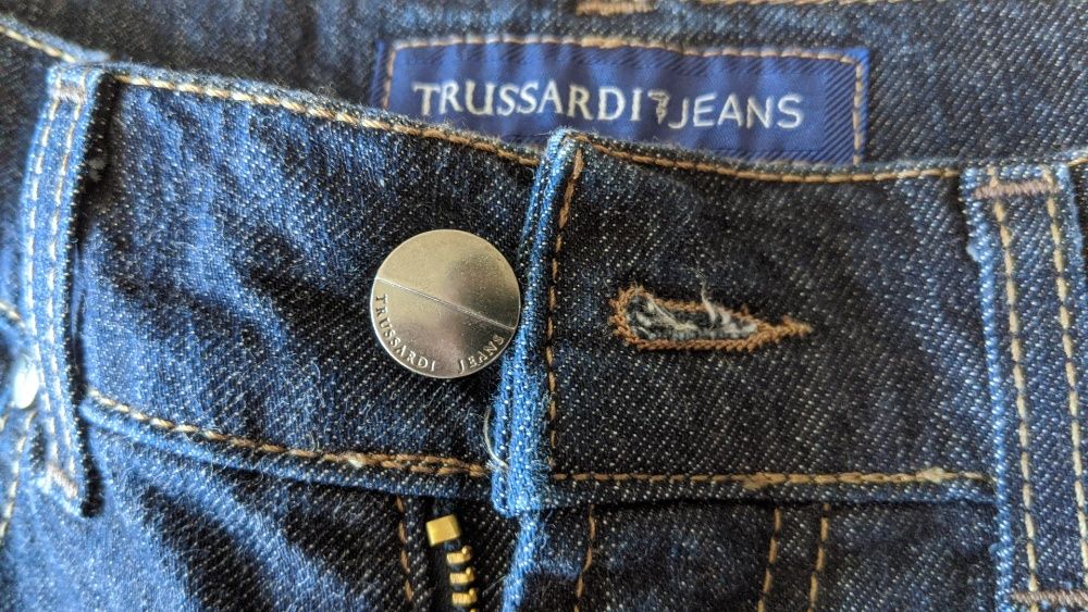 Нови дънки Lee Cooper и Trussardi