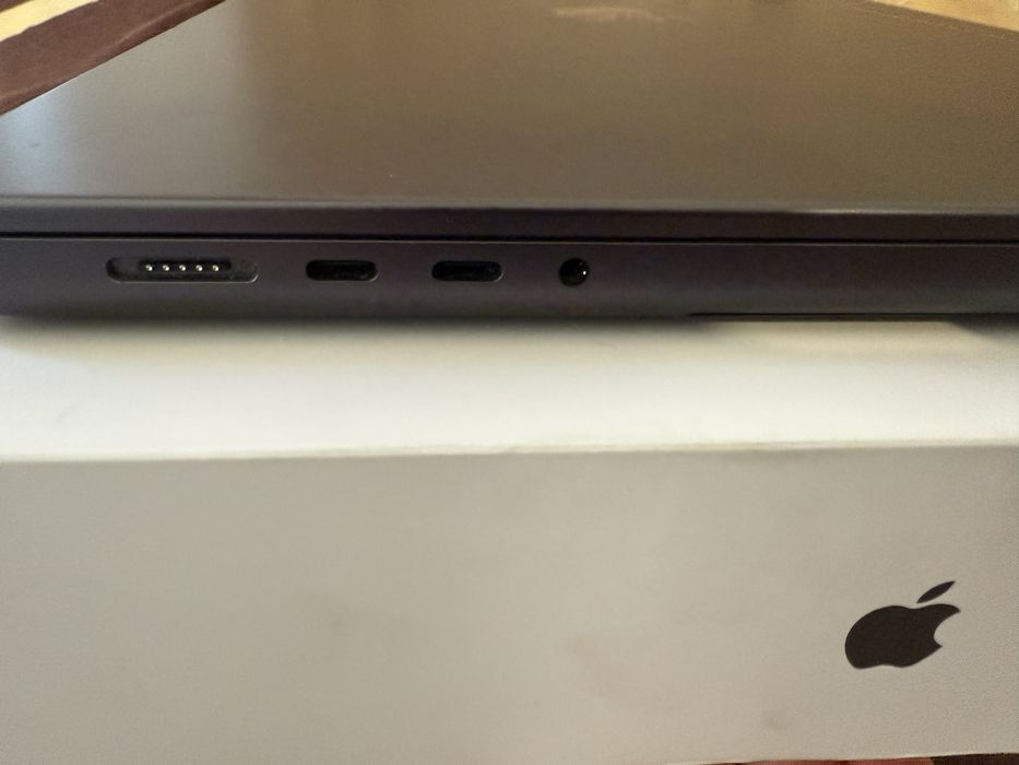 Apple Macbook Pro M3