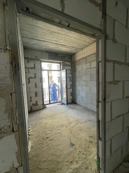 Yangi qurilgan kvartira