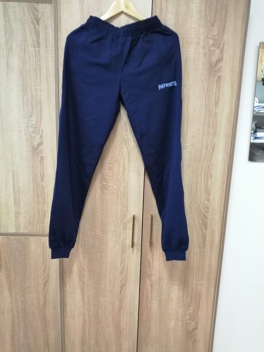 Костюм новый на подростка