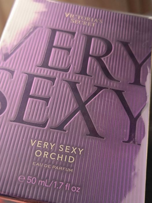 парфюми Victoria's Secret