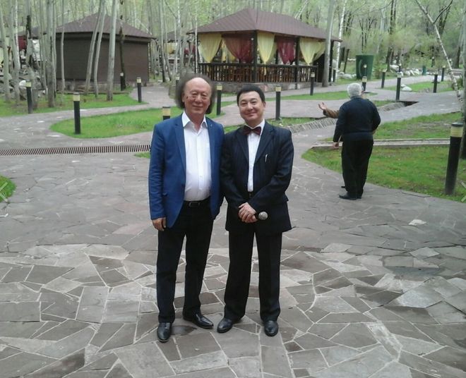 Алматы на к/р тамада