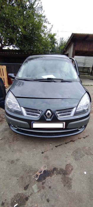 Dezmembrez Renault Scenic 2 1.9DCi an 2009