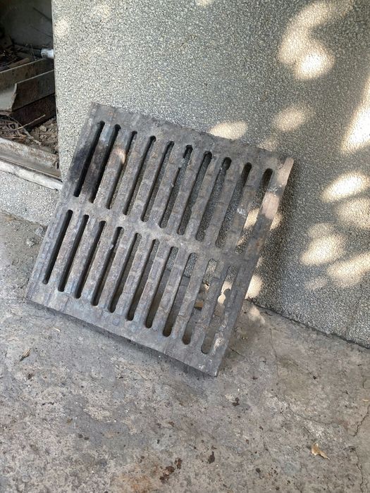 Chugun list reshotka