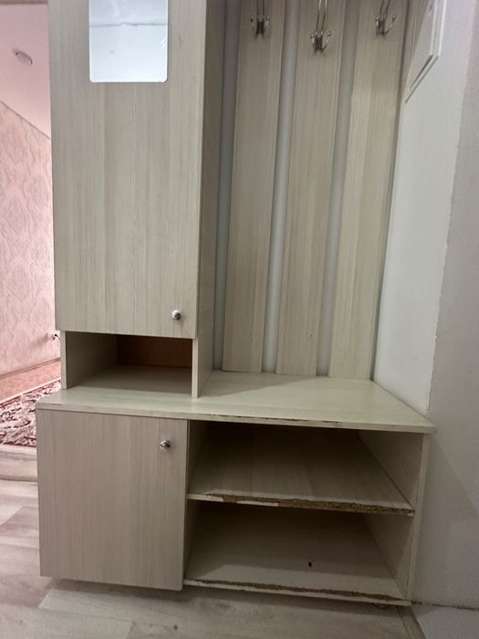 Прихожий шкаф сатылады