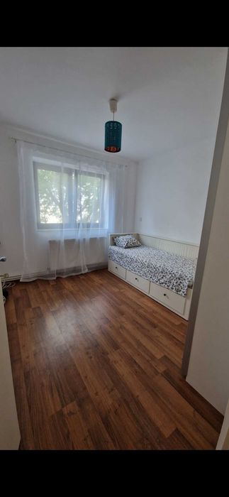 Inchiriez apart 3 camere