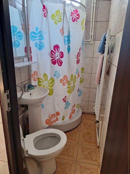 Garsoniera de închiriat