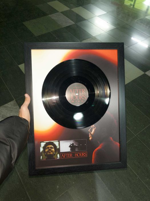 Пластинка с рамкой - The Weeknd