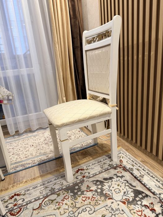 Стулья почти новый