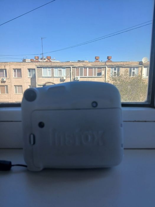 Insrax mini 11  пленочные фотоппарат
