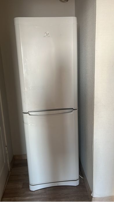 Нерабочий холодильник